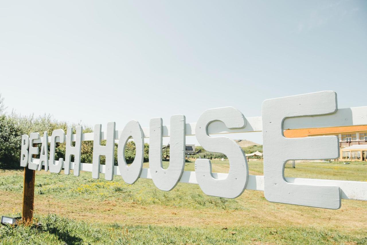 Family & Surfhostel Petten Exterior photo